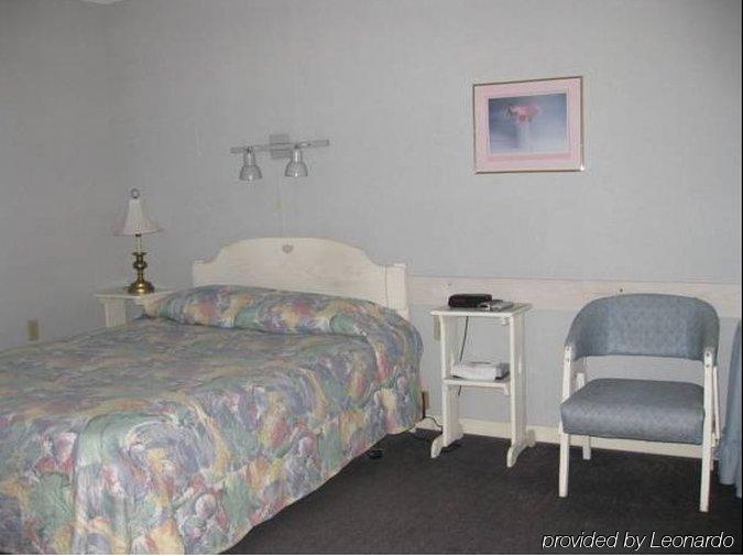 Pinecone Motel Sussex Dış mekan fotoğraf