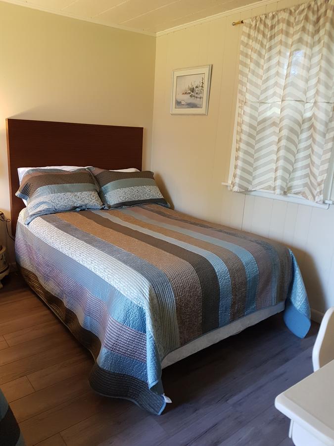 Pinecone Motel Sussex Dış mekan fotoğraf